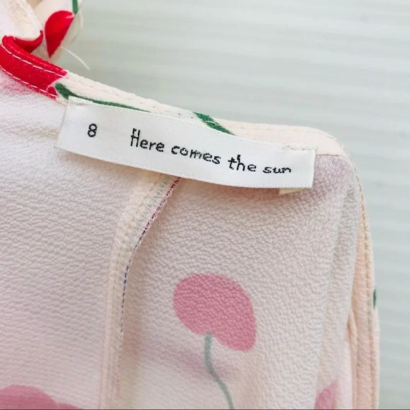 HERE COMES THE SUN Pink Wrap Blouse Bell Sleeves Cherry Casual Size 8 - Picture 8 of 8